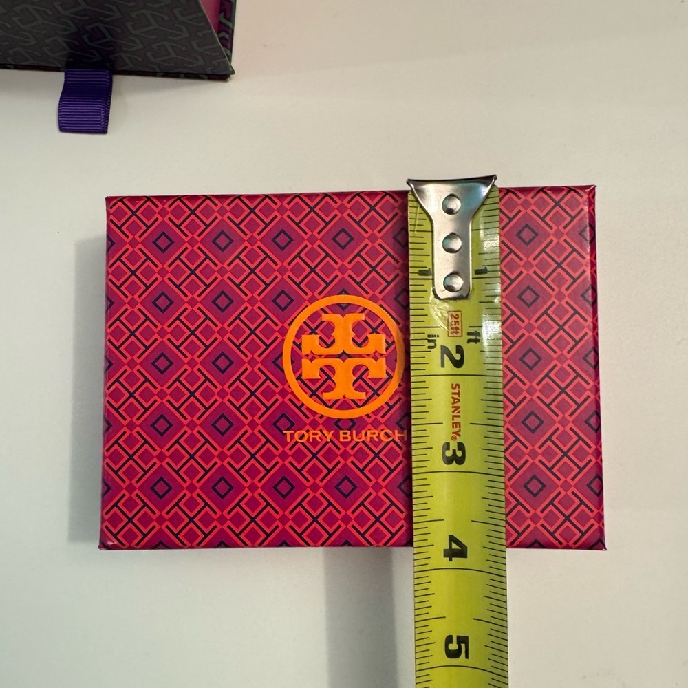 Five Small Tory Burch Boxes - Picture 8 of 9